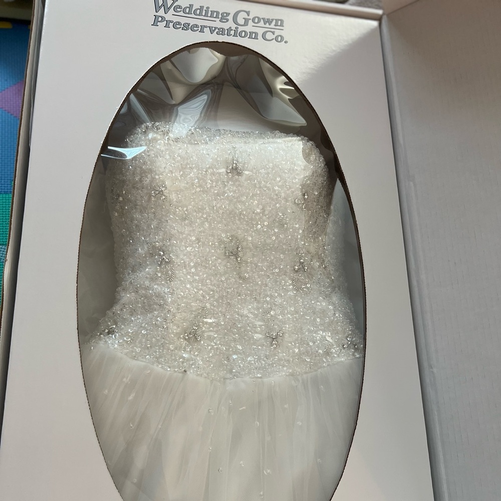 I wore it on my wedding day. Now I want someone to enjoy it as much as I did.